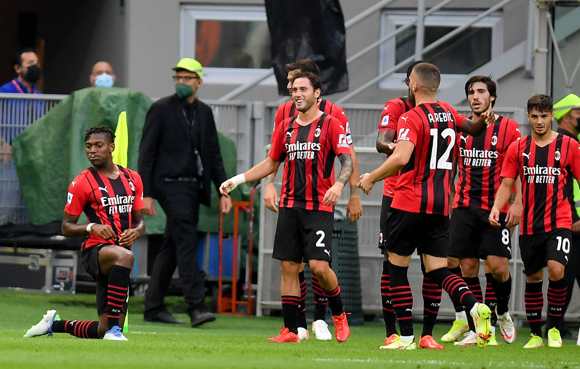 官方：西协乙19岁边锋雷索拉转会皇马；据悉将加入皇马C队（官宣：19岁西协乙边锋雷索拉加盟皇马，预计征战皇马C队）