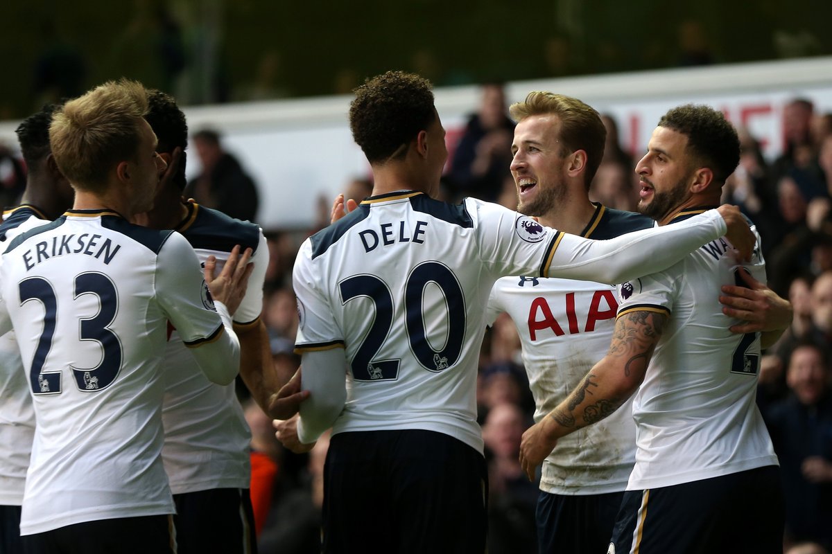 早报：节礼日的凌晨静悄悄（早报：节礼日凌晨格外宁静）