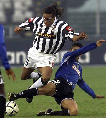 去年美洲杯决赛混乱不断，赛事组织方将向球迷赔偿1400万美元