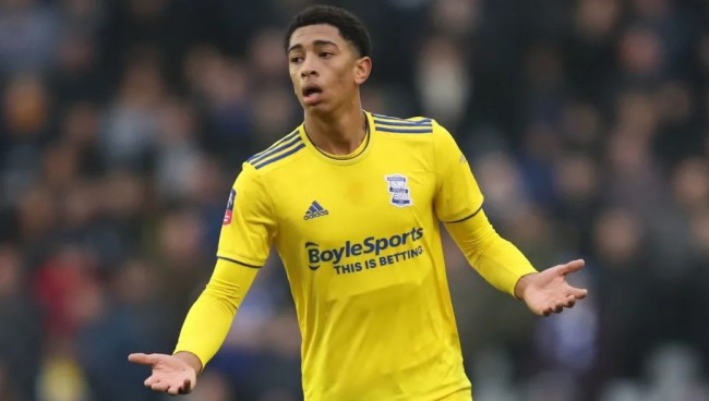 常规操作！亚历山大单节怒砍16分，三节已有33分入账