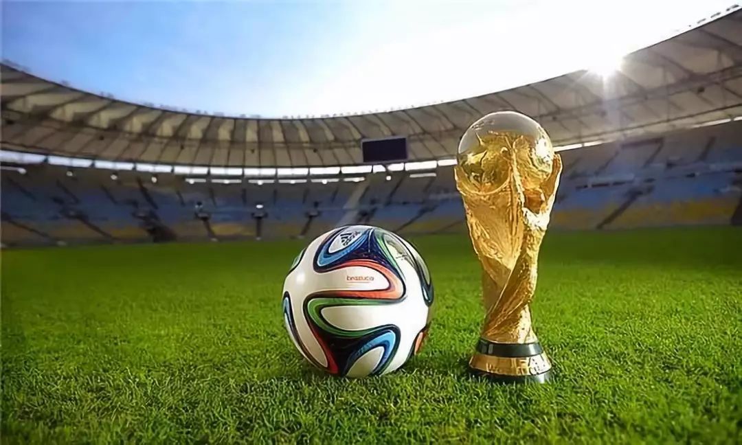 跟队：米兰不太可能在一月运作莱万，但他是夏窗的理想人选