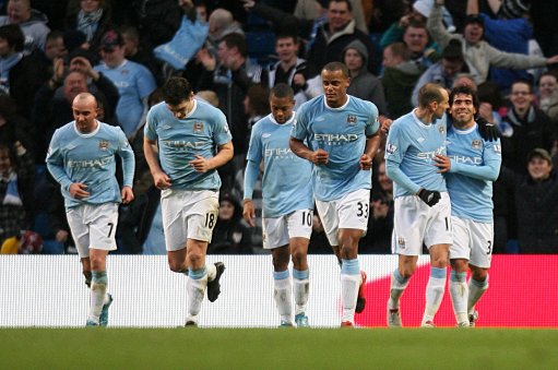 猛龙豪取8连胜，榜眼秀英格拉姆狂砍37分7篮板终迎爆发