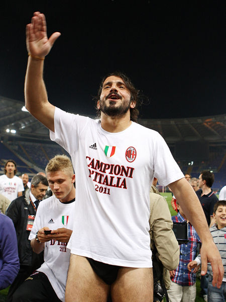 泽卡：瓦科的续约取决于他自己，但我希望明年能和他并肩作战