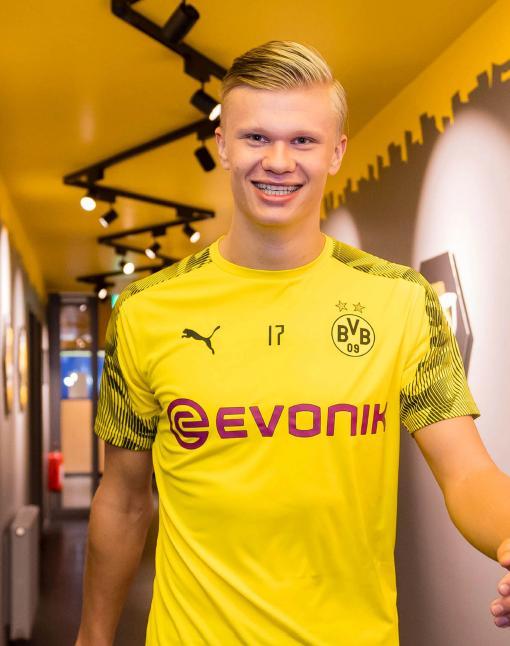 维斯塔潘：别太失望，我们以精彩的表现结束了赛季