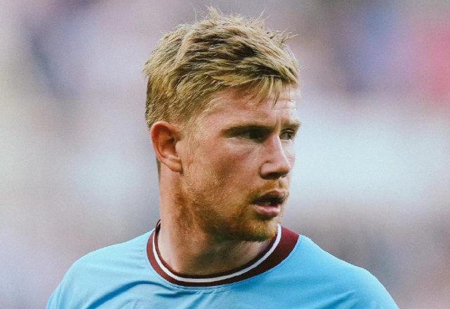 葡萄牙vs亚美尼亚首发：C罗停赛缺席！B费、维蒂尼亚出战（葡萄牙战亚美尼亚首发出炉：C罗因停赛缺阵，B费与维蒂尼亚先发）