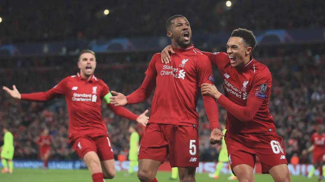 热议海港输球：古斯塔沃停赛影响大；亚冠已是舆论负担（海港失利引热议：古斯塔沃停赛影响显著，亚冠成舆论包袱）