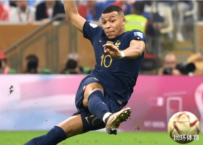 2025中国金球奖候选：张玉宁、拜合拉木等15人在列（2025中国金球奖提名公布：张玉宁、拜合拉木等15人入围）